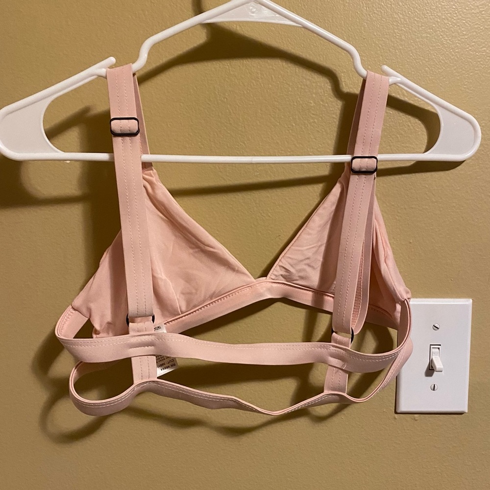 Light pink bikini top with adjustable straps - Picture 2 of 7